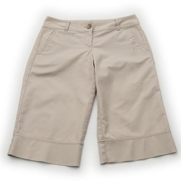 Ann Taylor Signature Lower on Waist Tan Cuffed Bermuda Shorts Size 4 - Picture 1 of 8